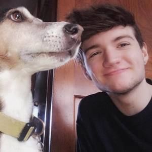 Meet your Posher, Lee